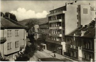 Pöstyén, Piestany; Státna Nemocnica / Állami kórház, automobil / hospital, automobile