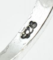 Ezüst(Ag) ovális gyűrű rózsaszín kővel, jelzett, méret: 59, bruttó: 4,93 g