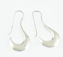 Ezüst(Ag) modern fülbevalópár, jelzés nélkül, h: 4,5, cm, nettó: 4,91 g