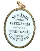 Arany (Au) 14 K Szűz Mária porcelán medál, jelzés nélkül, sérüléssel, bruttó: 2,6 g