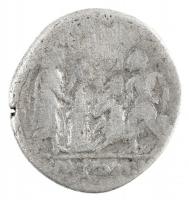 Római Köztársaság / Róma / L. Pomponius Molo Kr.e. 97. Denár Ag (3,14g) T:3 Republic of Rome / Rome / L. Pomponius Molo 97 BC Denarius Ag L POMPON MOLO / [NV]MA POMPIL (3,14g) C:F Sear5 #214