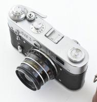 FED 3 szovjet fényképezőgép, eredeti bőr tokjában, kopott