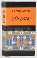 Szabó László: Jászság. Bp.,1982, Gondolat, 325+1 p.+20 (fekete-fehér fotók) t. Egy térképpel. Kiadói félvászon-kötés, kiadói papír védőborítóban, jó állapotban.