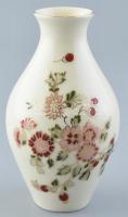 Zsolnay virágmintás porcelán váza, kézzel festett, jelzett, kopásnyomokkal, m: 13,5 cm