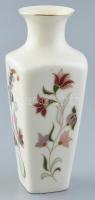 Zsolnay virágmintás porcelán váza, kézzel festett, jelzett, kopásnyomokkal, m: 15 cm