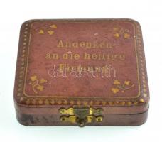 Ausztria ~1840. "A Szent Bérmálás emlékére" kétoldalas Ag emlékérem, eredeti dísztokban, &...