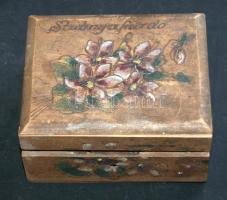 cca 1910 Stubnyafürdő virágos faragású fa doboz 11x9x6 cm