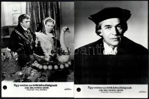 1966 ,,Egy ember az örökkévalóságnak című angol film Morus Tamásról, a film szereplői és jelenetei, 9 db vintage produkciós filmfotó, 18x24 cm
