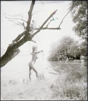 cca 1988 előtt készült akt felvételek, Menesdorfer Lajos (1941-2005) budapesti fotóművész hagyatékáb...