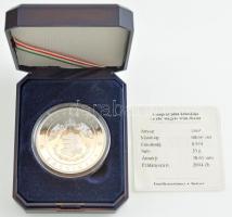 DN "A magyar pénz krónikája - Az első magyar aranyforint" Ag emlékérem, tanúsítvánnyal, dí...