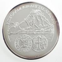 DN "A magyar pénz krónikája - Visegrádi királytalálkozó" Ag emlékérem, tanúsítvánnyal, dísztokban (20g/0.999/38,61mm) T:PP patina