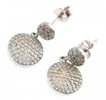 Ezüst(Ag) kör alakú, kövekkel gazdagon kirakott fülbevalópár, jelzett, bruttó: 2,76 g