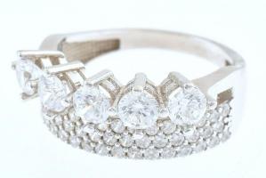 Ezüst(Ag) dupla gyűrű kövekkel gazdagon kirakva, jelzett, méret: 56, bruttó: 4,34 g