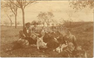 1922 Lugos, Lugoj; kirándulók kutyákkal / hiking family with dogs. photo