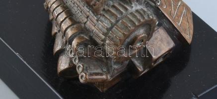 Csíkszentmihályi Róbert (1940-): A gép. Vásárdíj Bronz, jelzett, fa talapzaton m: 16 cm sz 14 cm