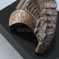 Csíkszentmihályi Róbert (1940-): A gép. Vásárdíj Bronz, jelzett, fa talapzaton m: 16 cm sz 14 cm