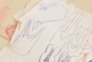 Bányai József (1933-2015) szobrász művészeti hagyatéka, tétel: 14 db terrakotta figura kb 5 cm, + fa...