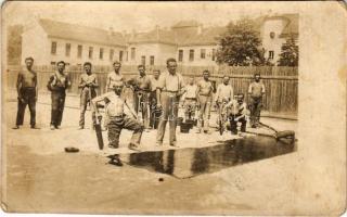 Útépítők / Road workers. photo (EK)