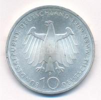 NSZK 1989D 10M Ag "Bonn 2000. évfordulója" T:1- patina, kis ph
FRG 1989D 10 Mark Ag "...