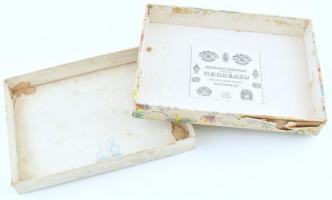 Gerbeaud papírdoboz, sérülésekkel, 21×15×3 cm