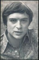 Lukács Sándor (1947-) színész aláírása az őt ábrázoló képen
