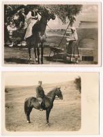 2 db RÉGI lovas képeslap / 2 pre-1945 postcards with horsemen