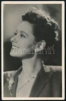 Muráti Lili (1911-2003) színésznő, írónő aláírása őt ábrázoló fotón