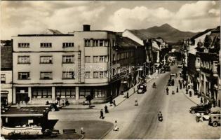 1955 Liptószentmiklós, Liptovsky Mikulás; Stefánikova ulica / utca, automobil / street view, automobiles (gyűrődés / crease)