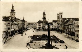 1951 Besztercebánya, Banská Bystrica; Nám. Nár. povstania / tér, üzletek, automobilok / square, shops, automobile (EK)