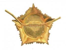 1984. "Április Negyedike Érdemrend" aranyozott, zománcozott bronz szalagsáv miniatűr (17mm...