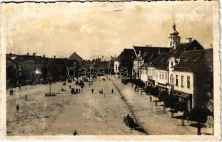 Kézdivásárhely, Targu Secuiesc; Fő tér, Tóth Ferenc, Fejér üzlete / main square, shops (fl)