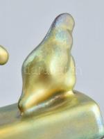 Zsolnay eozin mázas kislány tyúkkal, jelzett, kopásnyomokkal, mázrepedéssel 8,5×11 cm