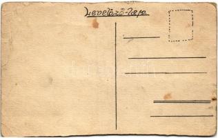 Kézdivásárhely, Targu Secuiesc; Diák élet III. Igazgató látogatás a leány szobában. Kézzel rajzolt m...