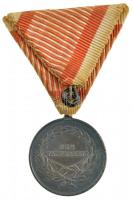 ~1870. "Ferenc József II. osztályú Ezüst Vitézségi Érem" peremén jelzett Ag kitüntetés mel...