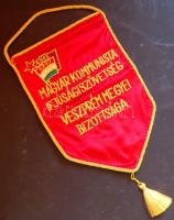 Veszprémi KISZ zászló