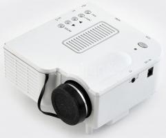 Mini projektor, (Fehér), tápegység nélkül, nincs kipróbálva. 13x13x6cm