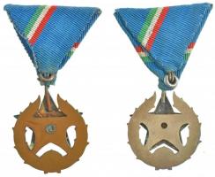 1951. "Közbiztonsági Érem a rendőrség tagjai részére" ezüst és bronz fokozat (2xklf) ezüst...