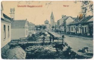 Nagybiccse, Nagy-Bittse, Bytca: Vár út. W.L. Bp. 5832. / street (EB)