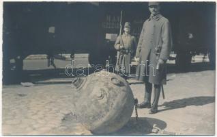 1915 Beograd, Belgrad; Aus der Save aufgefischte serbische Flussmine / Szávából kihalászott szerb folyami akna / WWI Austro-Hungarian Navy, K.u.K. Kriegsmarine, Serbian river mine fished out of the Sava river. photo