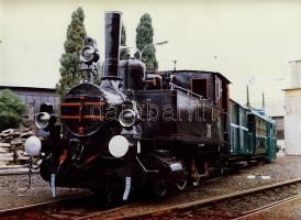 2db színes fotó, 100 éves a HÉV