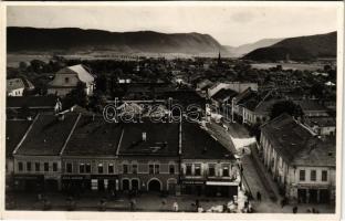 1942 Rozsnyó, Roznava; teljes látkép a Szilicei fennsíkkal, Steiner József, Róth Sándor, Markó Frigyes, Neumann Lajos utóda üzlete, Markó Testvérek sajtüzeme, Gömöri Áruforgalmi Vállalat. Fuchs József kiadása / general view, shops