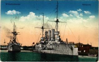 1915 Wilhelmshaven. Hafenpartie / WWI Imperial German Navy (Kaiserliche Marine) naval base and shipyard with battleships (EK)