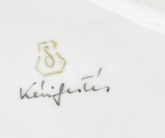 Drasche (Kispest) galamb etető leány, kézzel festett porcelán, kopott, jelzett, m:14cm