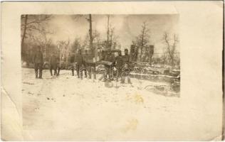 1916 Osztrák magyar katonák faépítményeket szállítanak egy sodronypályán / WWI K.u.k. military wire rope track, soldiers transporting wooden constructions. photo (EB) + "K.u.k. Infanterieregiment Freiher von Retcher Nr. 68."