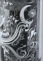 Hollóházi Szász Endre által tervezett mintával díszített porcelán váza, matricás, jelzett, hibátlan,...