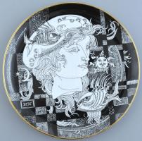 Hollóházi Szász Endre által tervezett porcelán tál. Matricás, jelzett, hibátlan, d: 25 cm