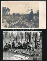 cca 1930-1960 4 db vadászokat ábrázoló fotó 17x11 cm-ig