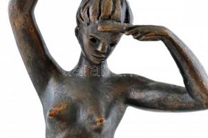 Turcsányi Árpád (1921-1998): Akt. Bronzírozott műanyag fa talapzaton, képcsarnokos címkével, hibátla...