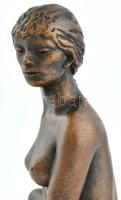 Rácz Edit (1936- ): Akt. Bronzírozott műanyag, képcsarnokos címkével, hibátlan, jelzett, m:19,5cm