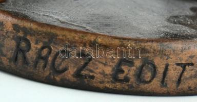 Rácz Edit (1936- ): Akt. Bronzírozott műanyag, képcsarnokos címkével, hibátlan, jelzett, m:19,5cm